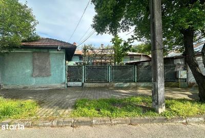 Casă cu 5 camere cu Teren 254 Mp în Central - 5