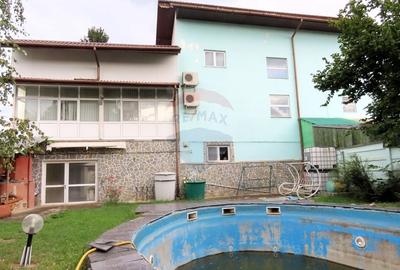 Casă cu 9 camere cu Canalizare în Ultracentral - 23