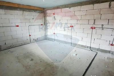 Casă cu 7 camere cu Garaj în Sabasa - 16