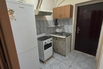 Inchiriez garsoniera - 4