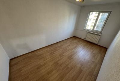 Apartament 3 camere zona Km 4 5 - 3