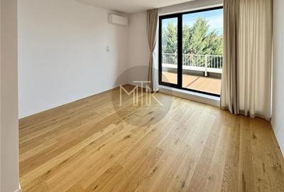 Casă individuală cu 6 camere cu Canalizare în Ultracentral - 17