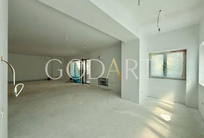 Apartament cu 4 camere decomandat în Herăstrău - 2