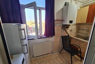 VAND garsoniera zona Astra- Racadau - 1