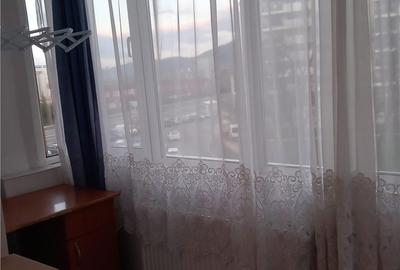 Apartament cu 3 camere decomandat, mobilat în Dârste - 12