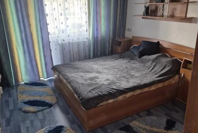 Vanzare apartament cu 3 camere - 2