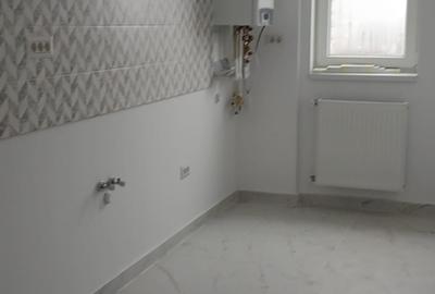 Apartament cu 3 camere decomandat în Apărătorii Patriei