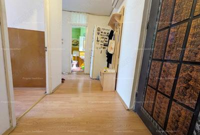 Apartament cu 2 camere decomandat în Dâmbovița - 6