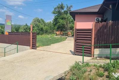 Casă cu 8 camere cu Teren 2370 Mp în Central - 14