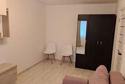 Garsonieră decomandată în Astra - 3