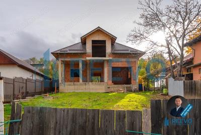 Casă cu Teren 1051 Mp în Central - 18