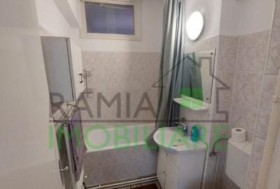 Garsoniera Cocheta de inchiriat | zona Garii | Etaj Inte - 3