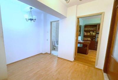 De vanzare Apartament 3 camere -R-uri - Mazepa 1 - 16