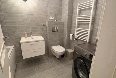 Apartament cu 2 camere decomandat în Apărătorii Patriei - 3