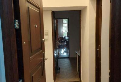 Spațiu comercial, de 214 mp, în Central - 13