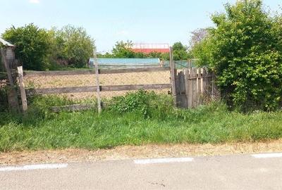 Teren de 1000 mp, în Nămoloasa - 2