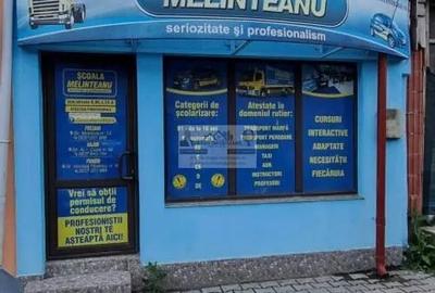 Spațiu comercial, de 63 mp, în Central - 1