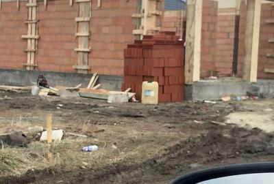 Casă cu 3 camere în Central - 1