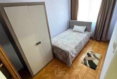 Apartament cu 3 camere semidecomandat în Farfuria - 2