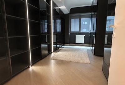 Apartament cu 3 camere decomandat în Central - 2