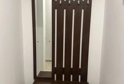 Casă cu 3 camere cu Teren 100 Mp în Central