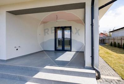Casă cu 4 camere cu Teren 594 Mp în Hărman - 26