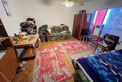 3 cam decomandat, Girocului , 2 bai,2 balcoane,  centrala proprie+2 boxe - 8