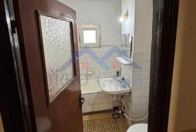 Apartament cu 2 camere decomandat în Ampoi 1 - 3