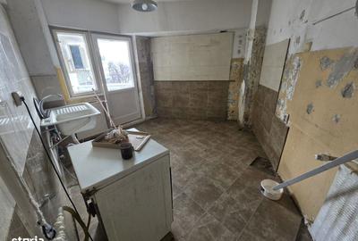 Apartament cu 3 camere decomandat în Giulești - 5
