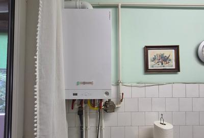 Vand apartament Lunca, et.1, Piata Mică, balcon mare - 10