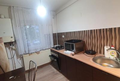 Apartament cu 2 camere decomandat în Central - 4