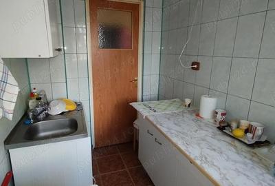 Apartament cu 2 camere semidecomandat în Gorjului - 2