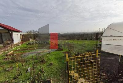 Casă cu 2 camere cu Teren 1614 Mp în Manolache - 2