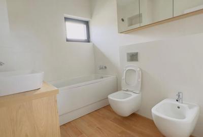 Casă cu 4 camere în Valea Adâncă - 1