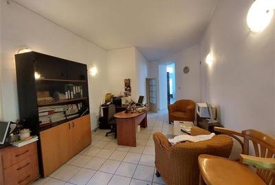 Spatiu comercial, zona centrala - 12