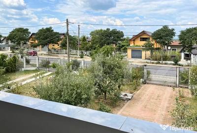 Casă cu 7 camere cu Teren 3000 Mp în Central - 4