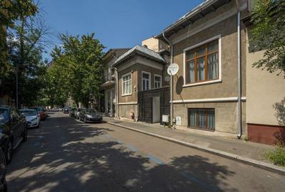 Casa strada Viitorului Piata Gemeni Dacia - 1
