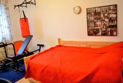 Apartament cu 3 camere decomandat în Păcii - 3