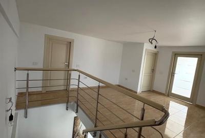 Casă individuală cu 4 camere cu Canalizare în Central - 7