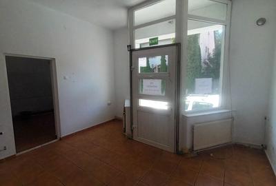 Spațiu comercial, de 35 mp, în Drumul Carului - 6