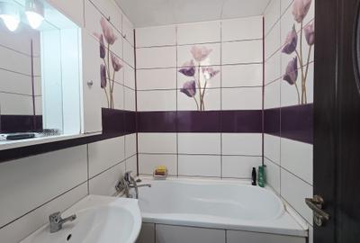 Apartament cu 3 camere semidecomandat în Micro 40 - 9