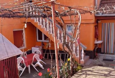 Casă cu 4 camere în Central - 4