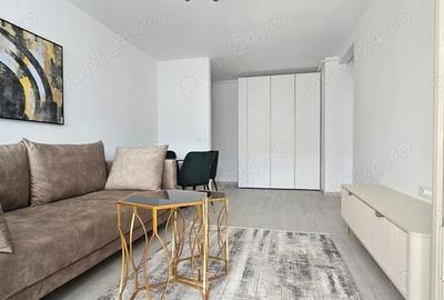 Apartament cu 3 camere semidecomandat în Central - 9