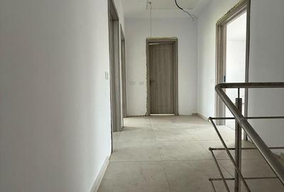 Duplex cu 4 camere cu Canalizare în Exterior Est - 10