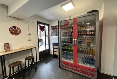 Spațiu comercial, de 48 mp, în Central - 13