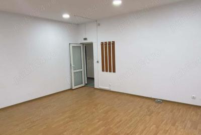 Spatiu birou nou renovat - 3