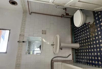 Casă cu 4 camere cu Teren 2500 Mp în Glimboca - 7