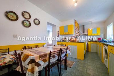 Casă cu 5 camere în Central - 11