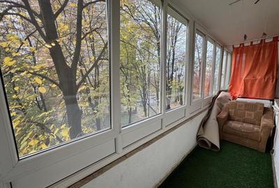 Inchiriere apartament doua camere mobilat/utilat Drumul Taberei metrou - 12