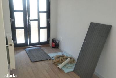 Casă cu 4 camere cu Teren 420 Mp în Miroslava - 2